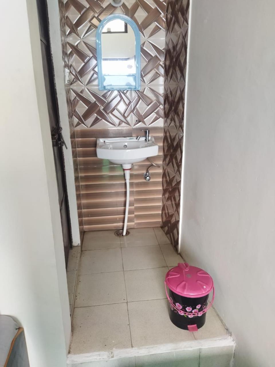 Hotel Narayana Residency Gupta Kāshi エクステリア 写真
