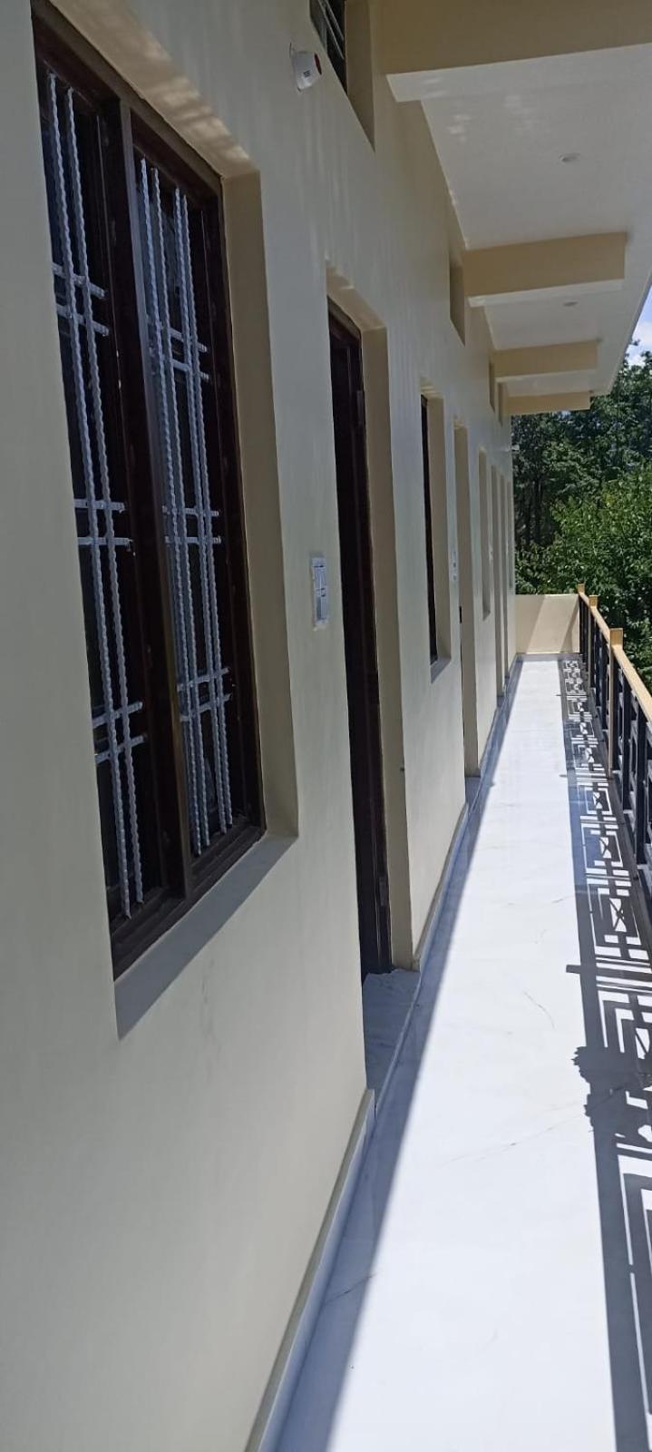 Hotel Narayana Residency Gupta Kāshi エクステリア 写真