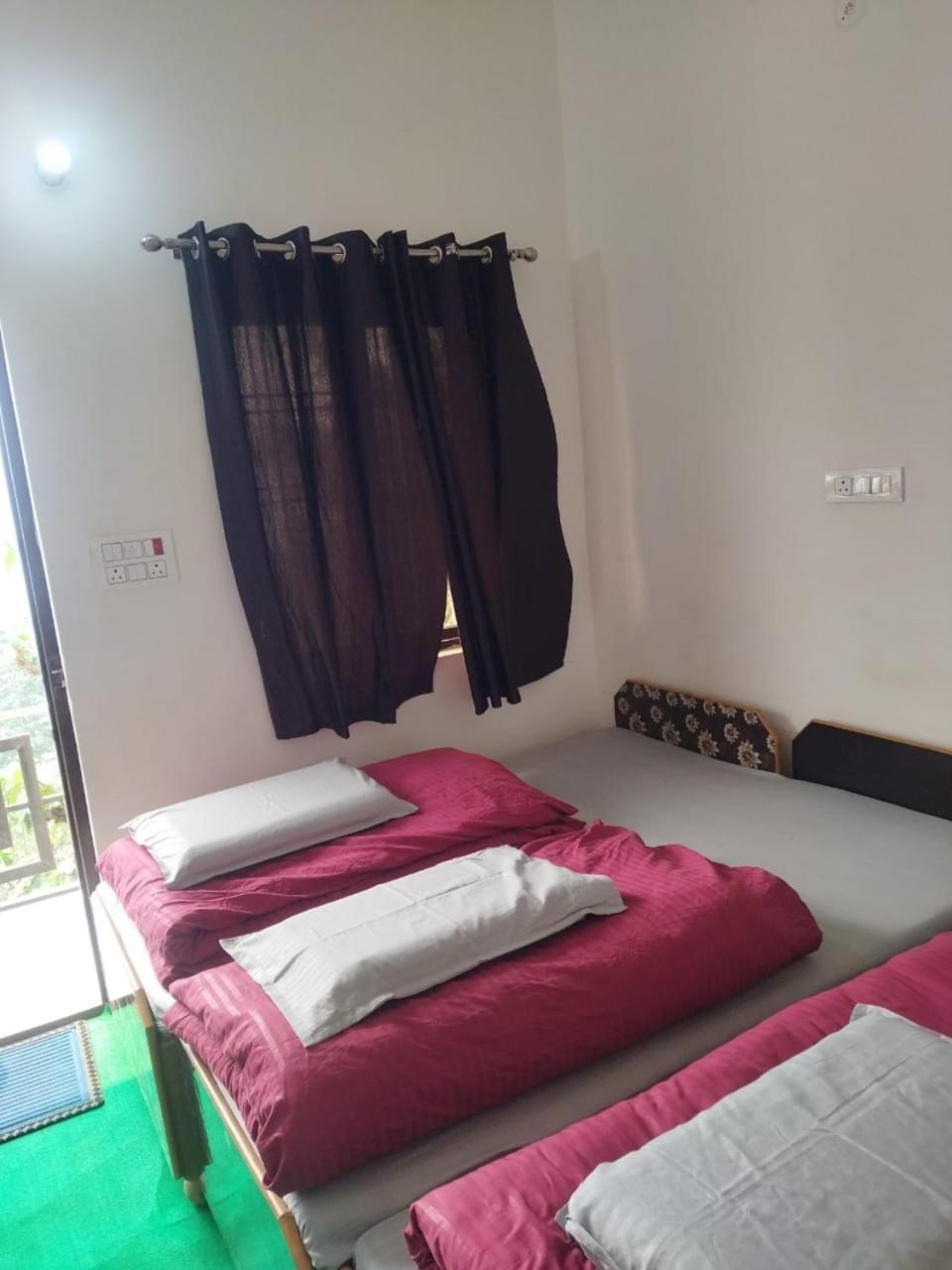 Hotel Narayana Residency Gupta Kāshi エクステリア 写真