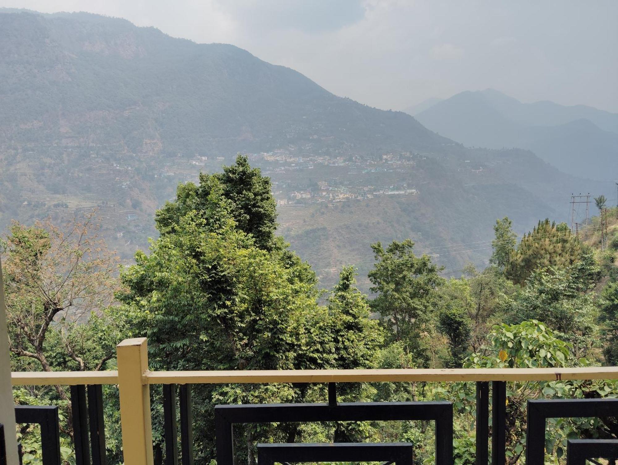 Hotel Narayana Residency Gupta Kāshi エクステリア 写真